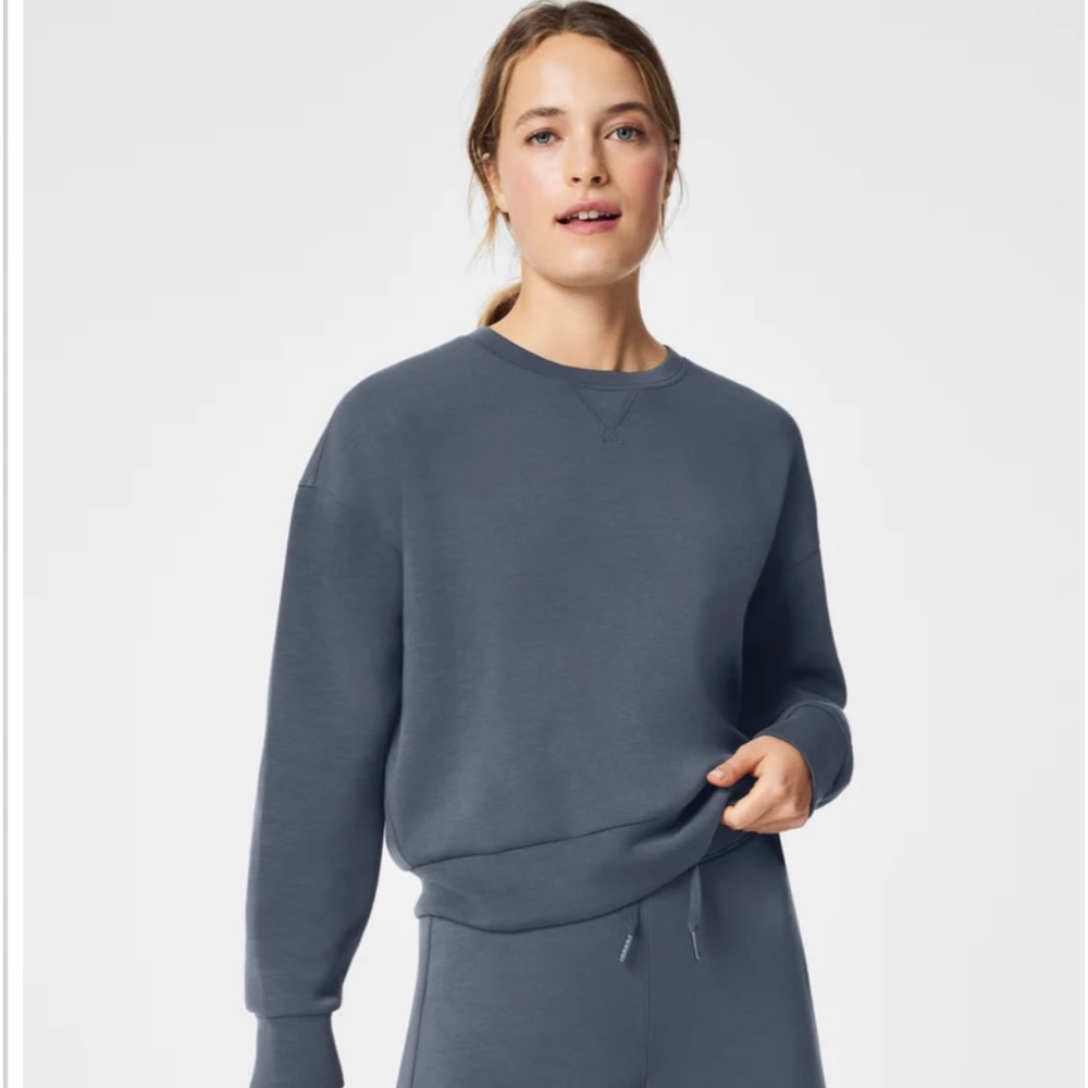 SPANX AirEssentials Crew